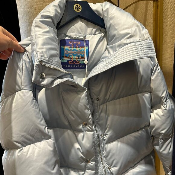 NEW! NWT! Tory Burch Classic Down Puffer Jacket -Women Light Sky Blue -Only L - Picture 4 of 9